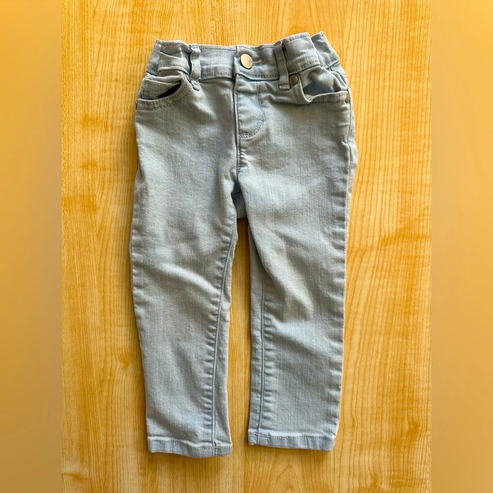 The Children’s Place Toddler Girls Basic Skinny Jeans in Sky Wash 2T Light Wash